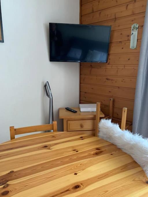 Appartement Au Pied Des Pistes Chatel Exterior photo